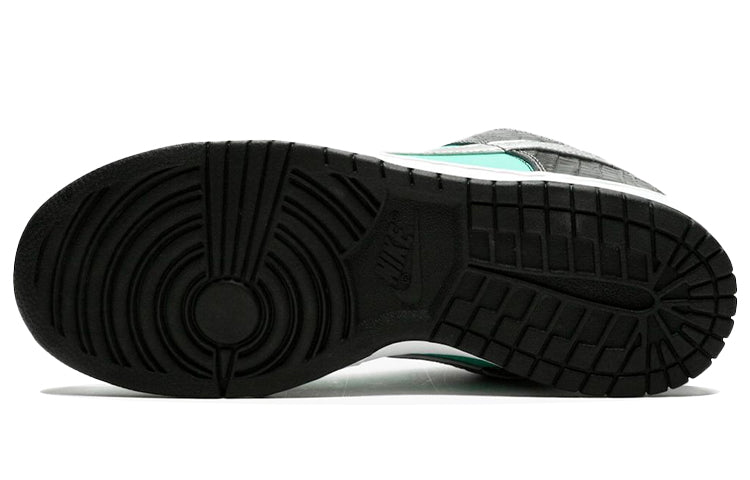 Nike Diamond Supply Co. x Dunk Low Pro SB Skateboard 'Tiffany' Aqua/Chrome 304292-402 sneakmarks