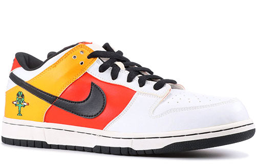 Nike Dunk Low Pro SB Skateboard 'Raygun' Orange Flash/Black-White 304292-802 sneakmarks