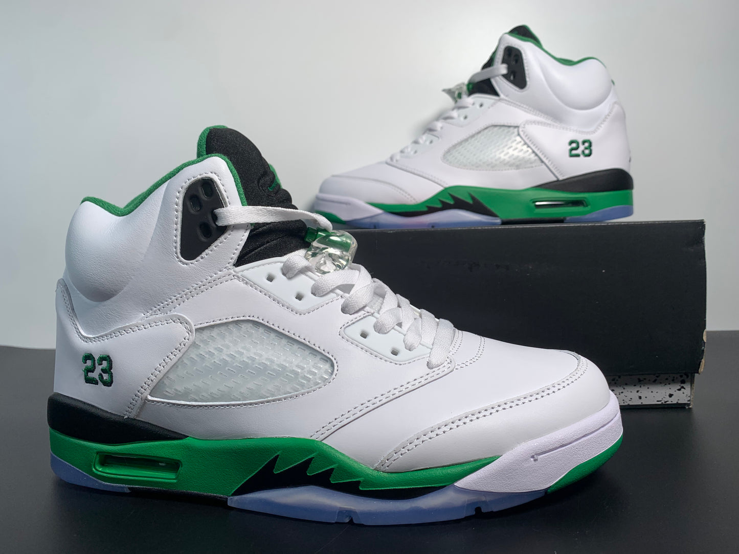 Air Jordan 5 WMNS “Lucky Green”DD9336-103