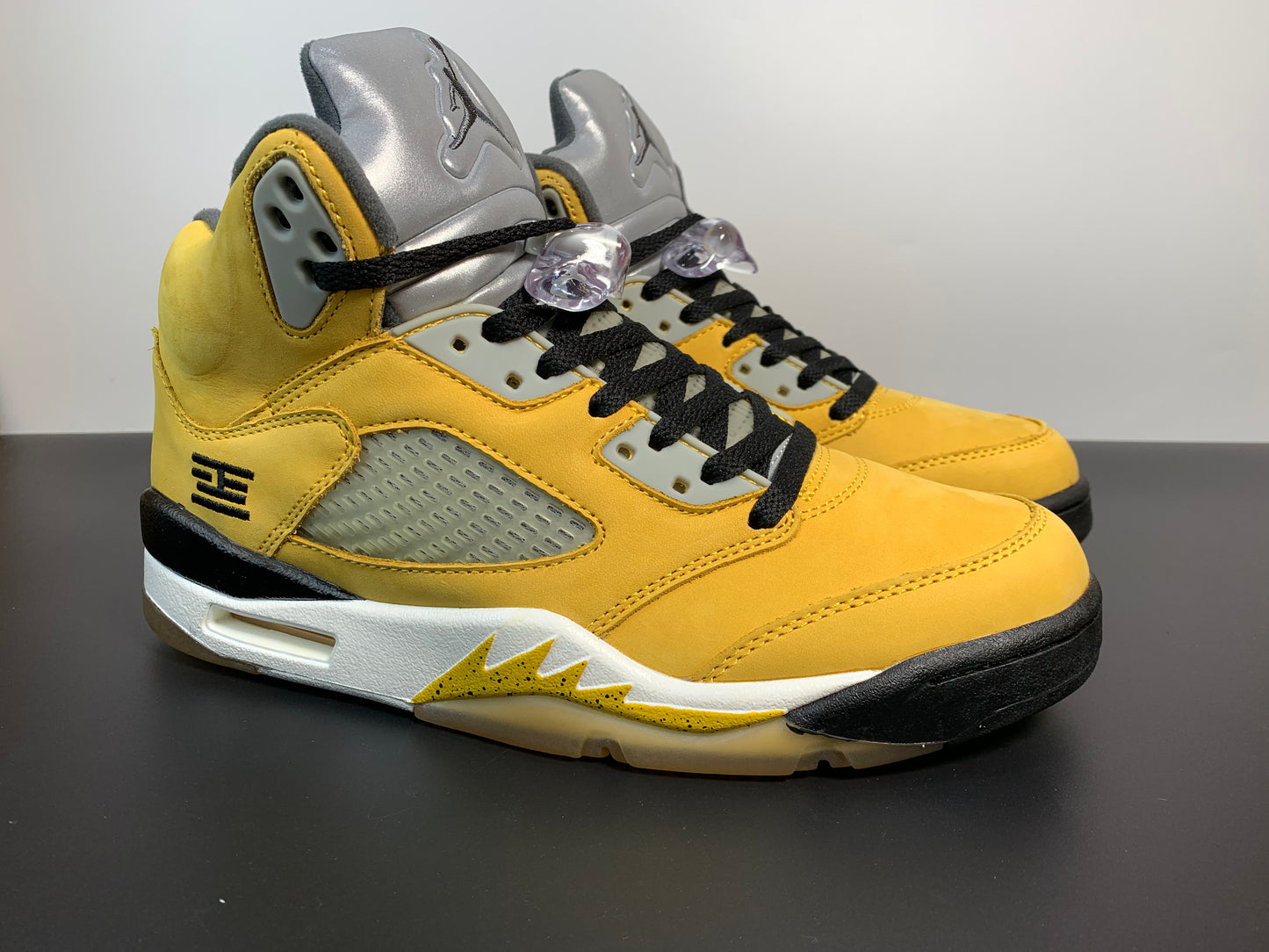 Air Jordan 5 Retro T23 Tokyo 454783-701