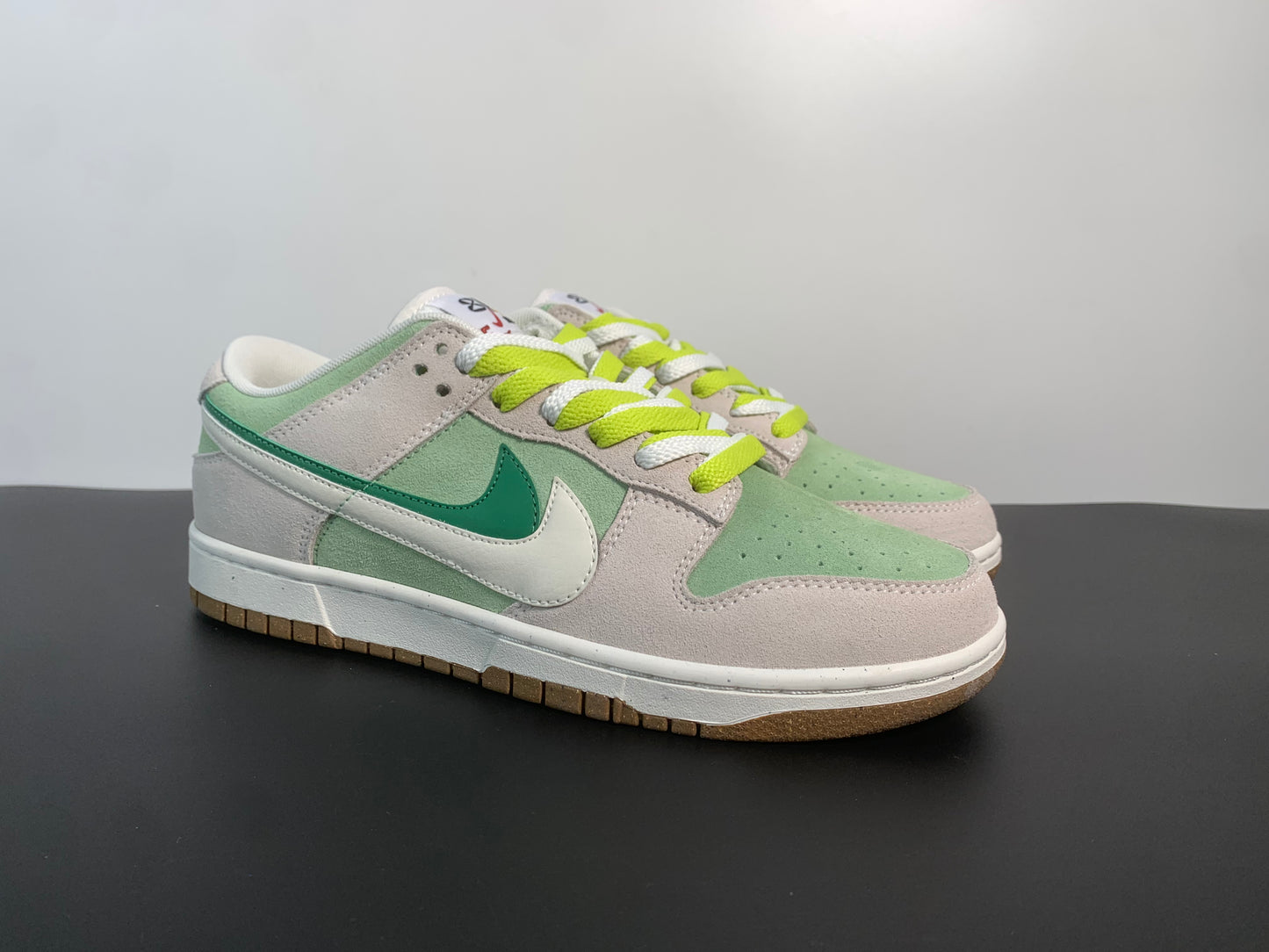 Nike SB Dunk Low SE 85 Double Swoosh Avocado Green CT9457-100