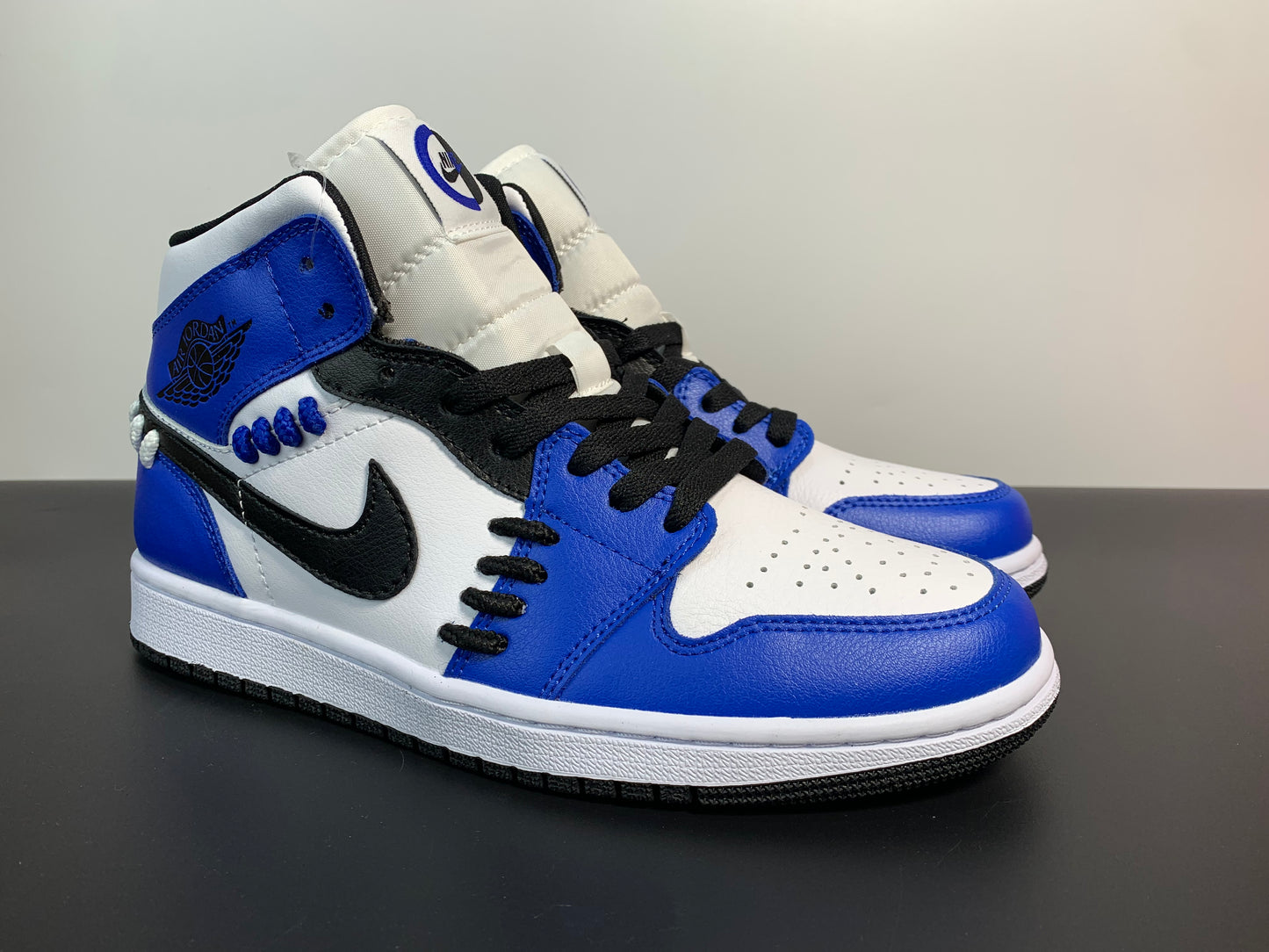 Air Jordan 1 Mid SE “Game Royal” CV0152-401