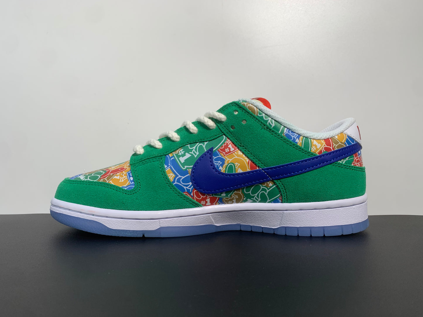 Nike Dunk Low “Foam Finger”DZ5184-300