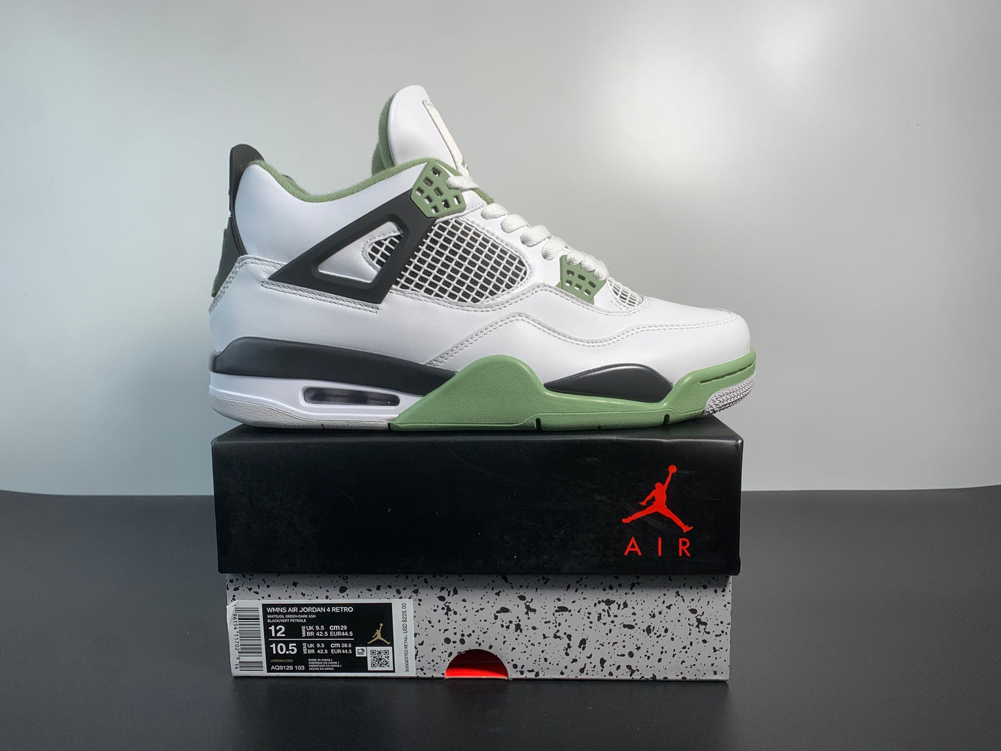 Air Jordan 4 “Oil Green” AQ9129-103