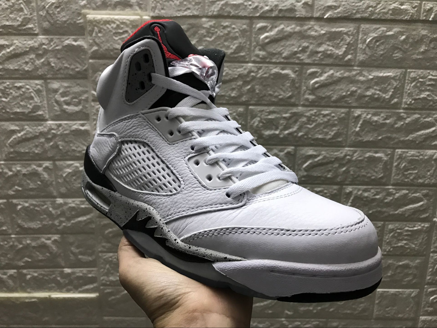 Air Jordan 5 Retro BG White Cement 440888-104