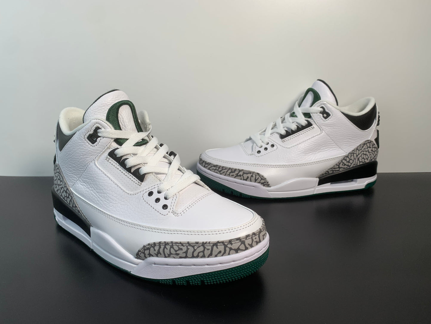 Air Jordan 3 Retro 'Oregon Pit Crew - Home'  282233-594