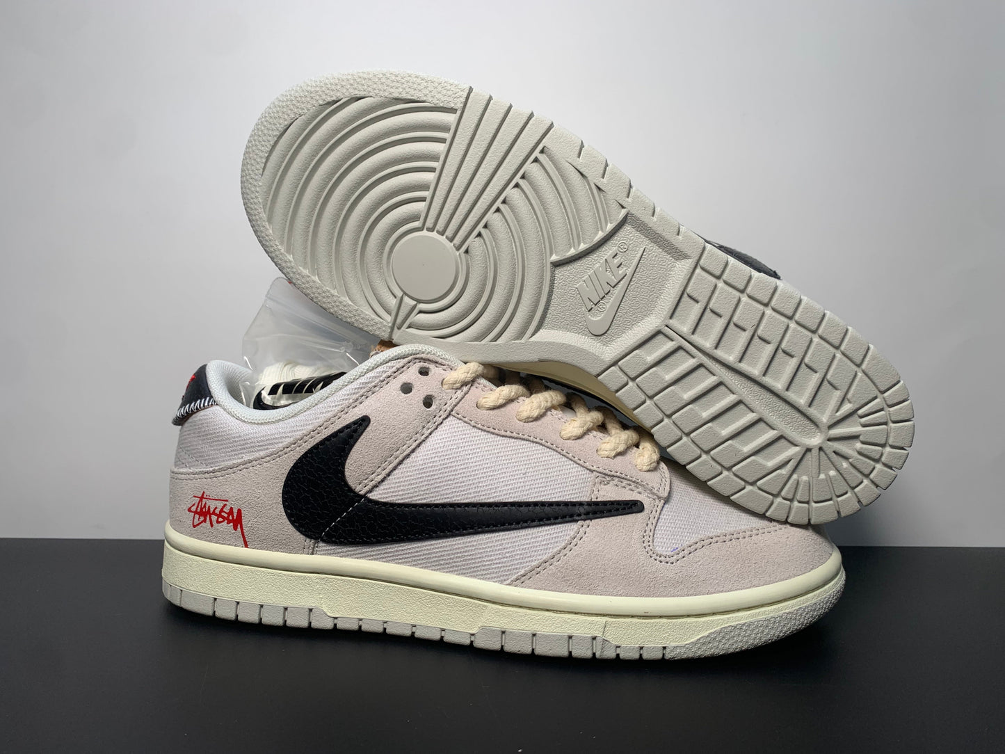 TRAVIS SCOTT X STUSSY DUNK LOW SB ‘CERTIFIED FRESH’ DD9776-068