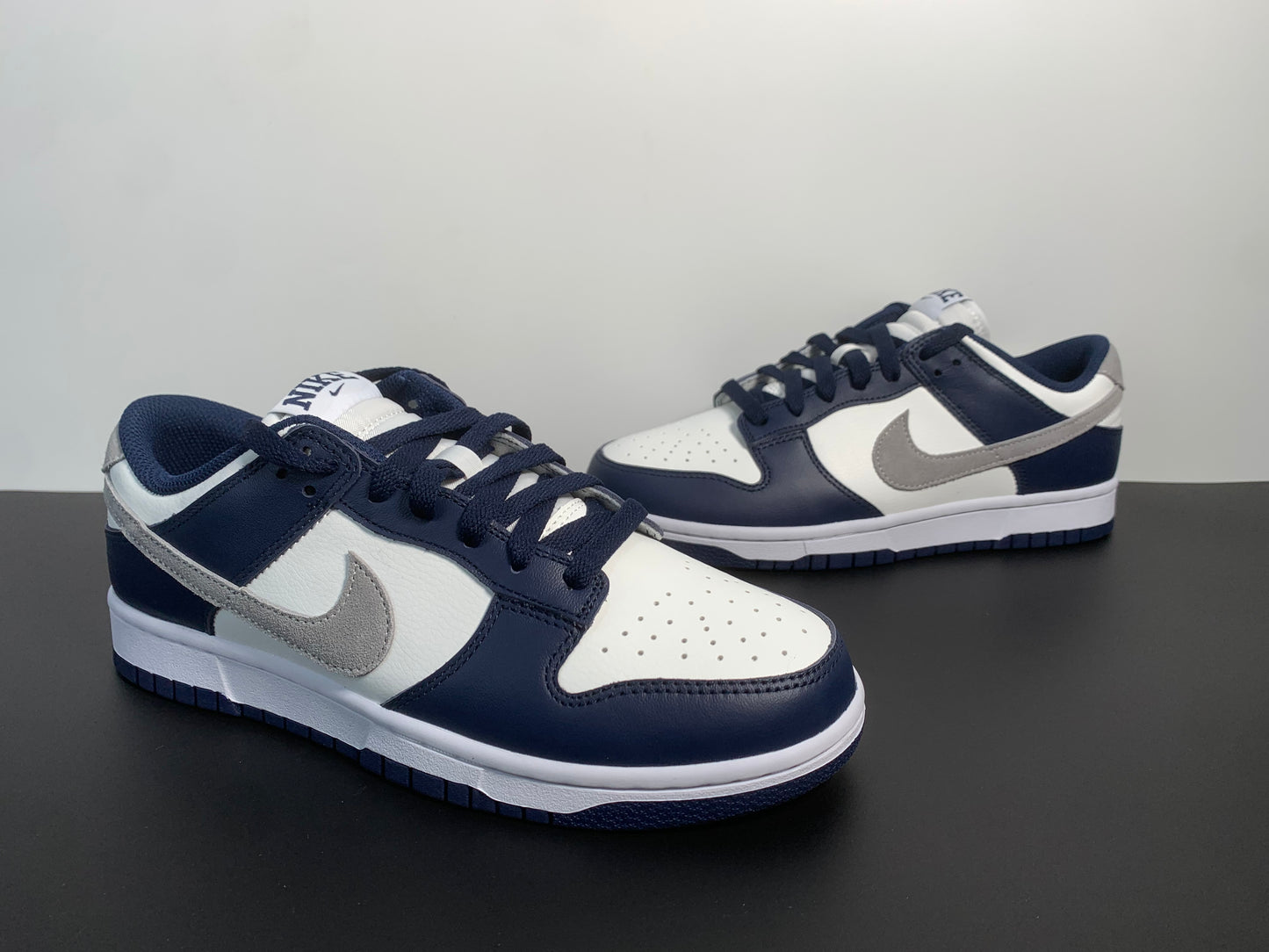 Nike Dunk Low Midnight Navy Smoke Grey FD9749-400