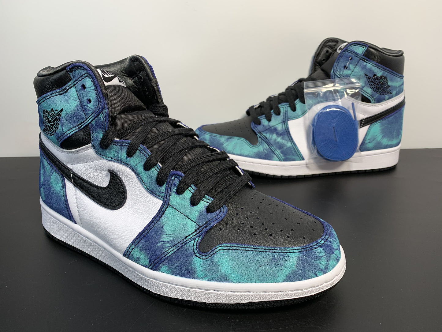 Air Jordan 1 High OG “Tie-Dye” CD0461-100