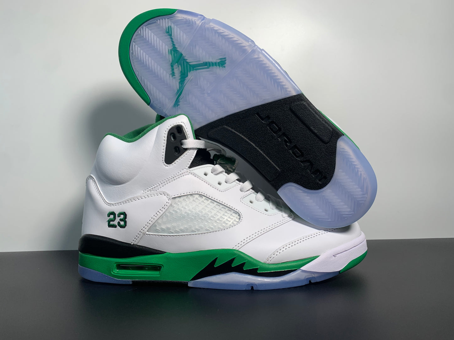 Air Jordan 5 WMNS “Lucky Green”DD9336-103