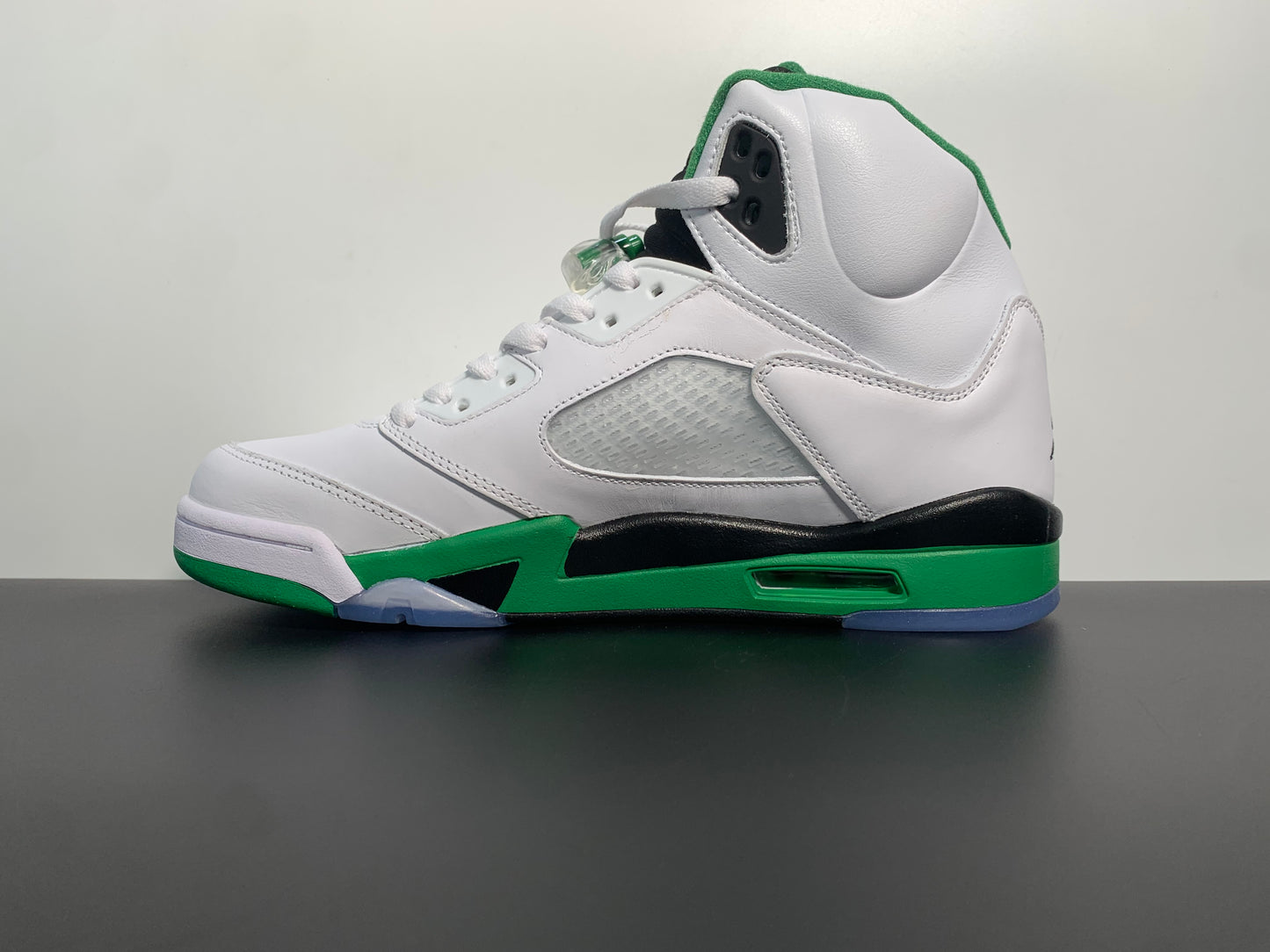 Air Jordan 5 WMNS “Lucky Green”DD9336-103