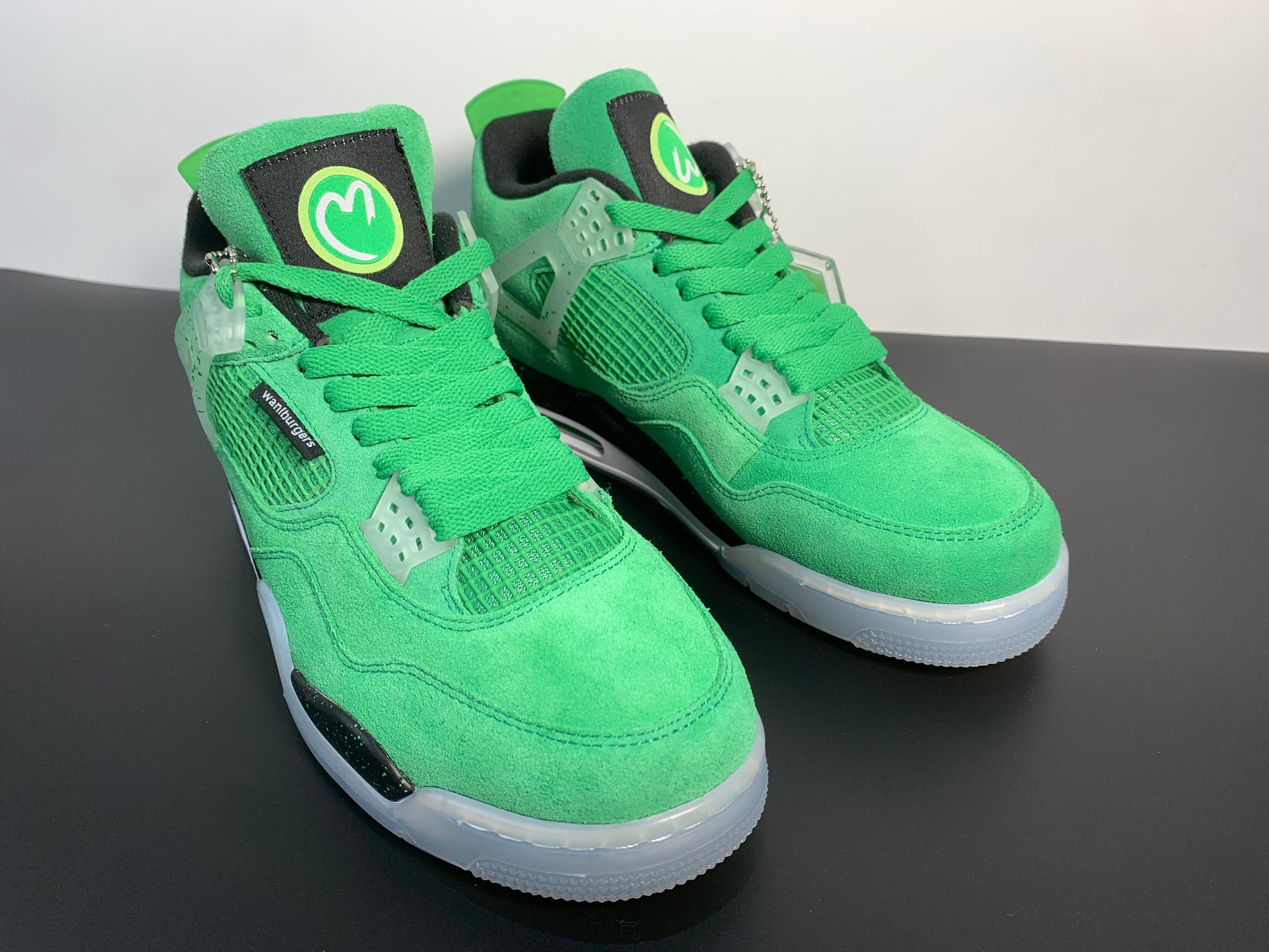 Air Jordan 4  Wahlburger