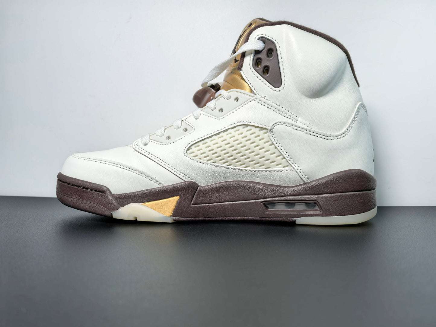 Wmns Air Jordan 5 Retro 'Earth' DD9336-200