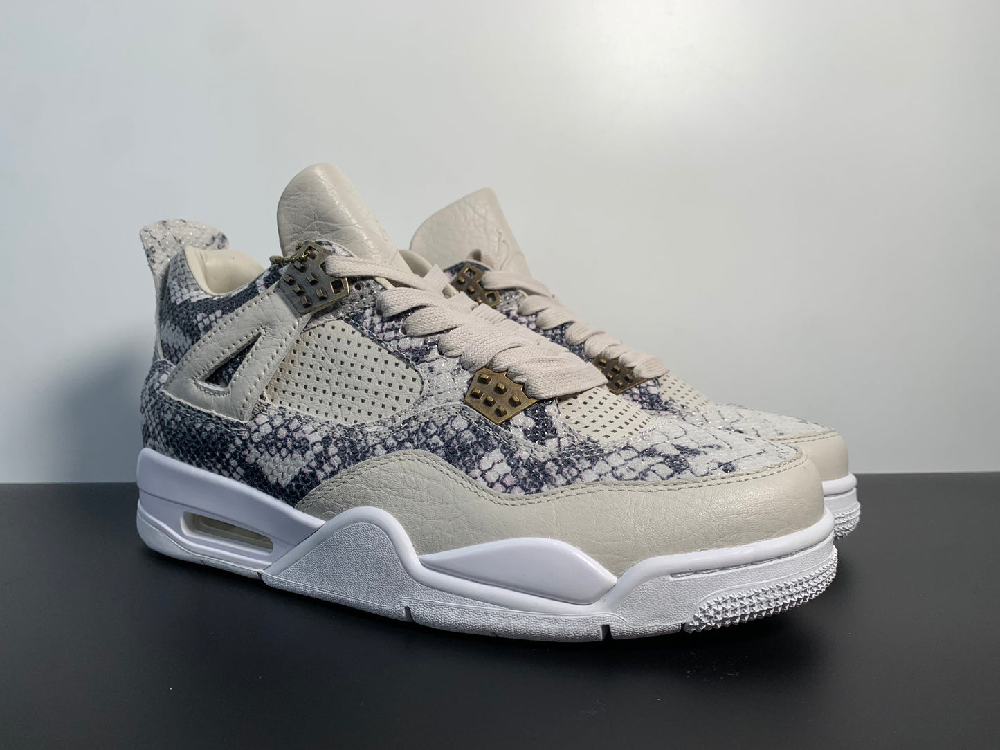 Air Jordan 4 Premium Snakeskin 819139-030