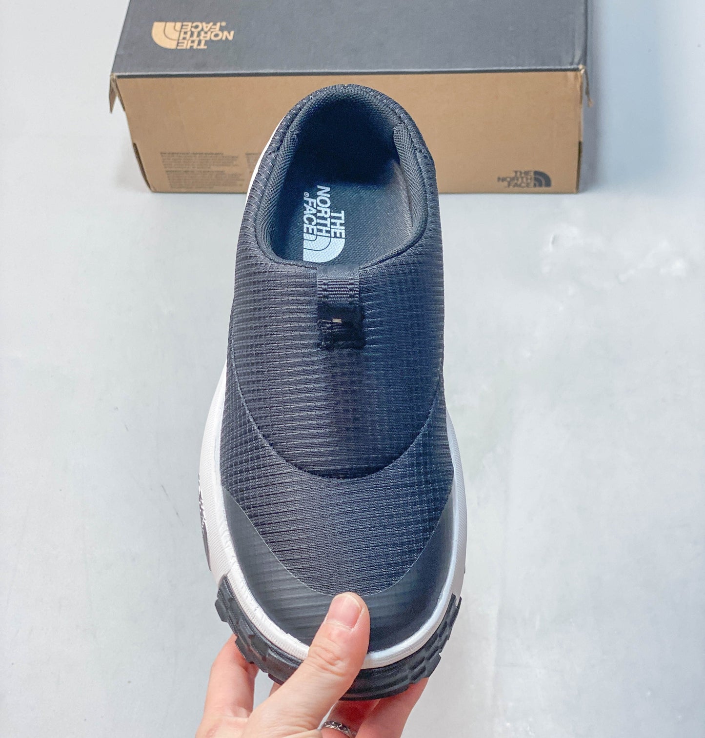 THE M THERMOBALL TRACTION MULE V  Black  NFOABA9BKY4-055