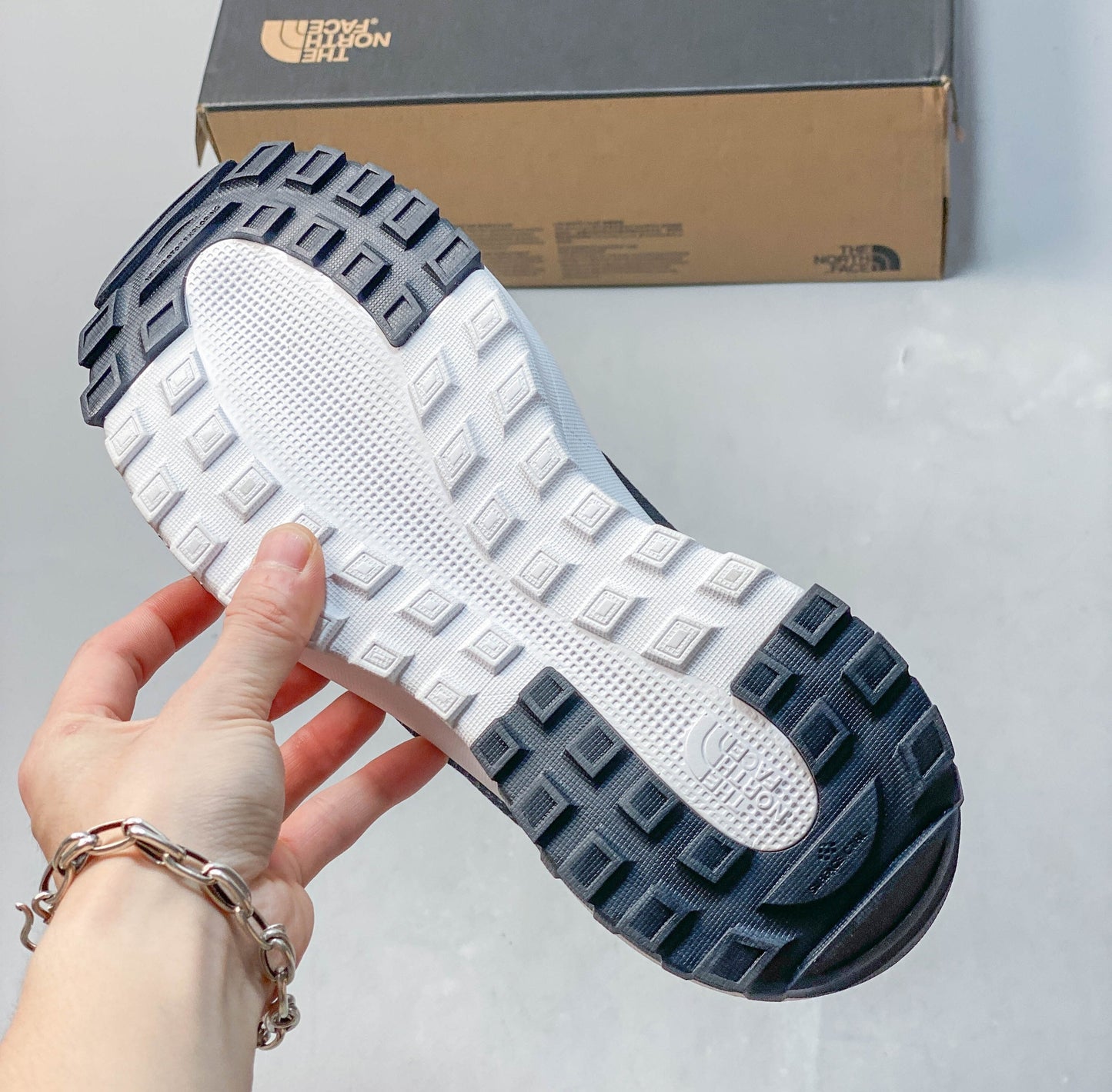 THE M THERMOBALL TRACTION MULE V  Black  NFOABA9BKY4-055