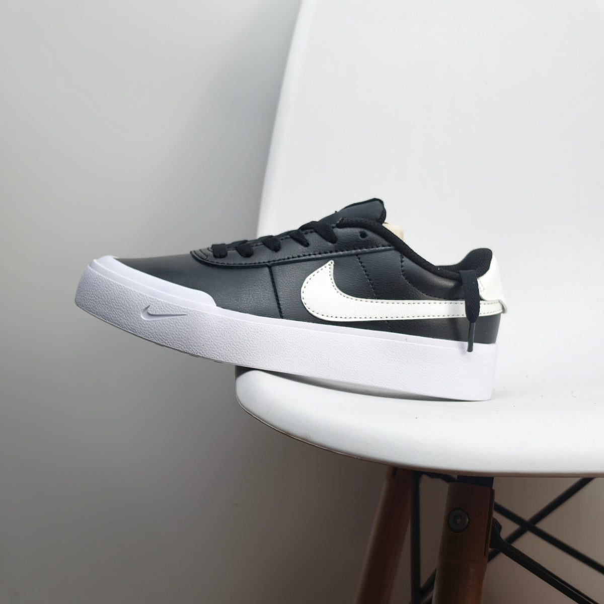 Nike COURT SHOT Black-White  FQ8146-100