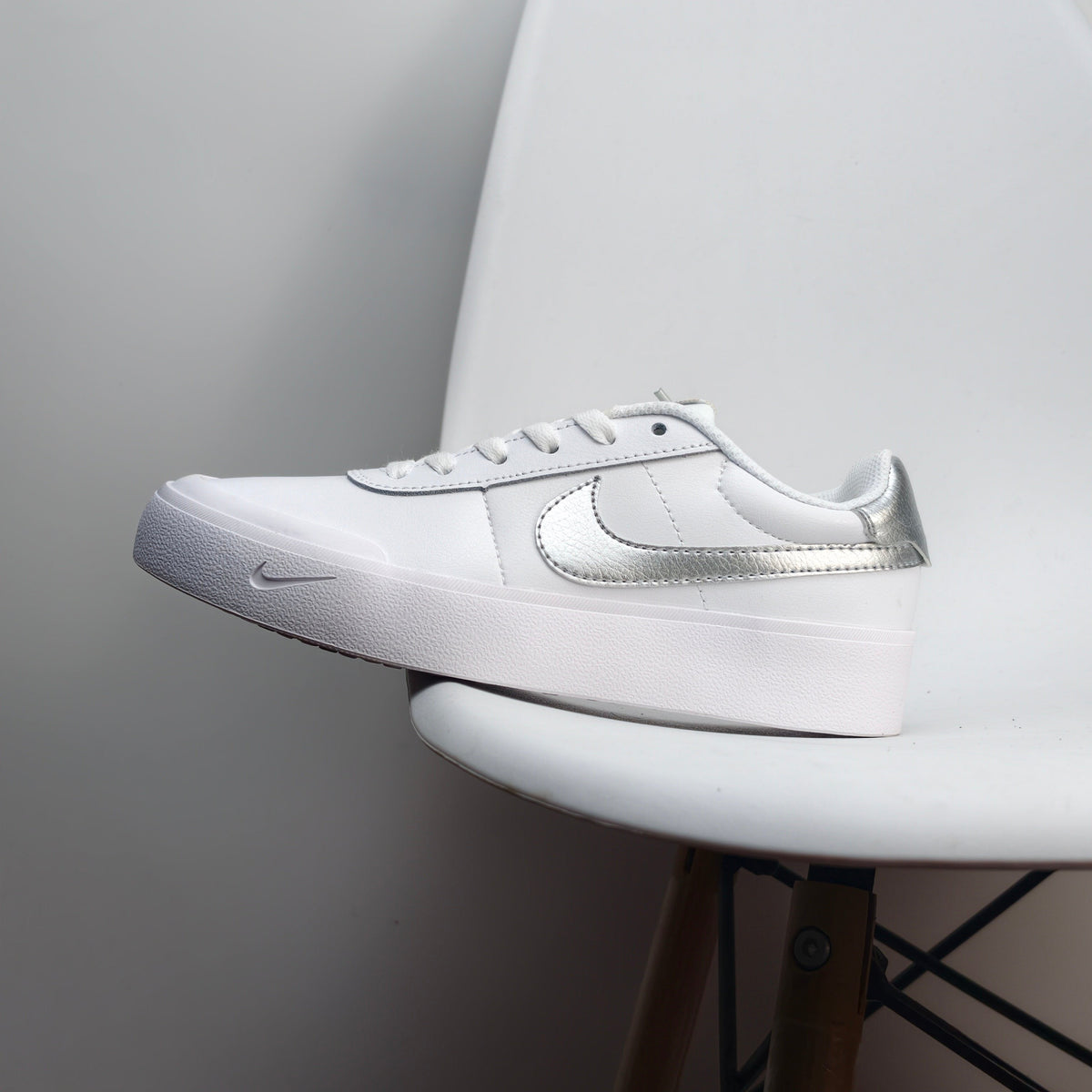 Nike COURT SHOT White-Silver  FQ8146-100