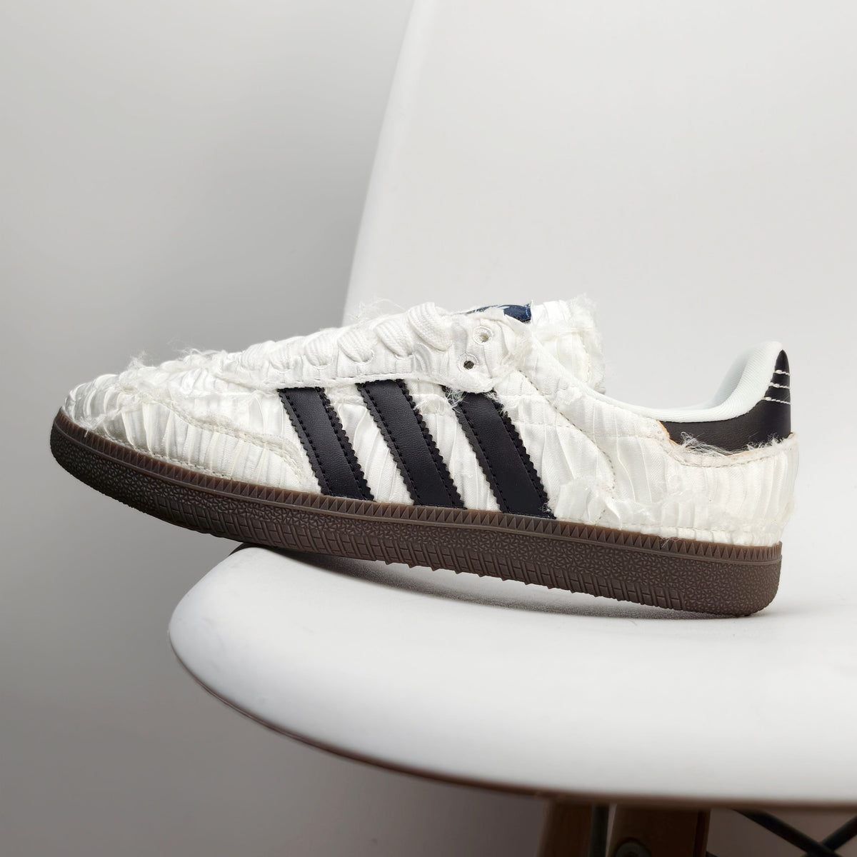 Adidas Originals Samba OG x Caroline SATIN SHOES White JQ4748