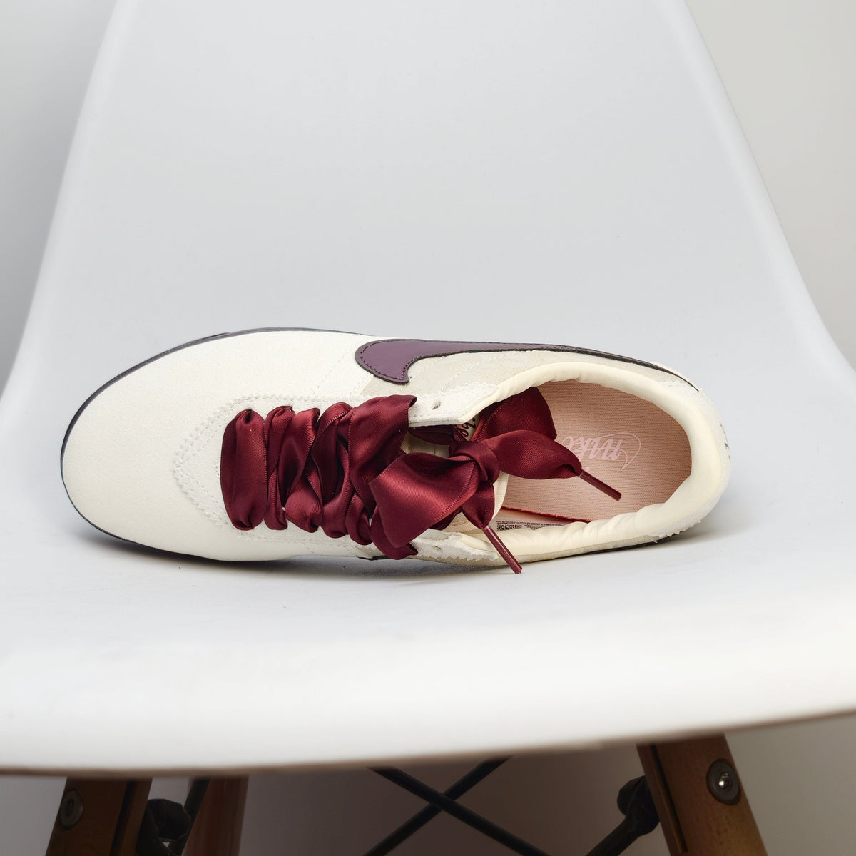 Nike Astro Grabber Burgundy Crush IQ3367-299