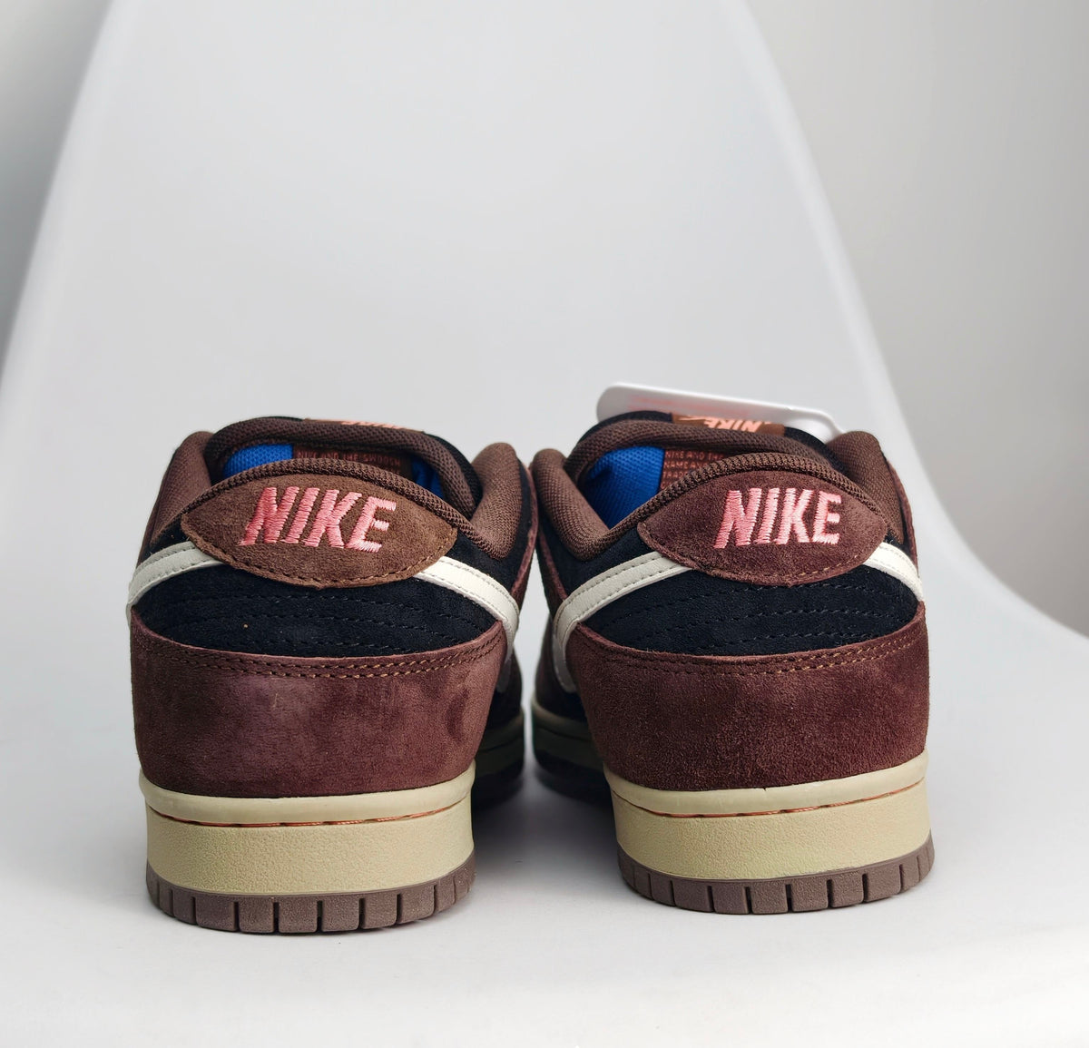 Nike SB Dunk Low "Joe Strummer"  861JWD