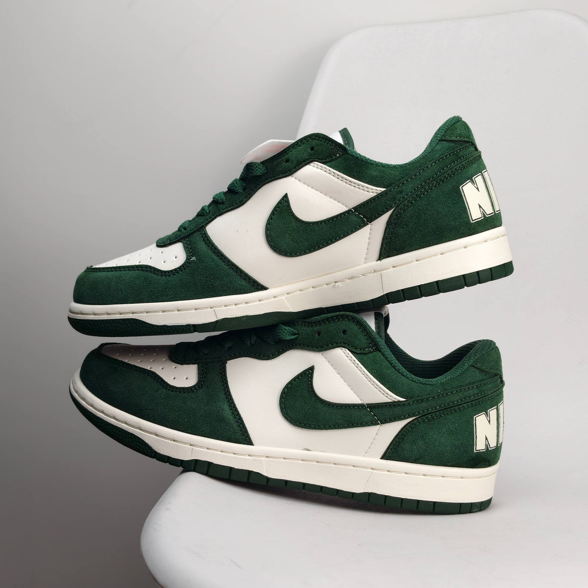 BIG NIKE LOW LUX Green 104224100