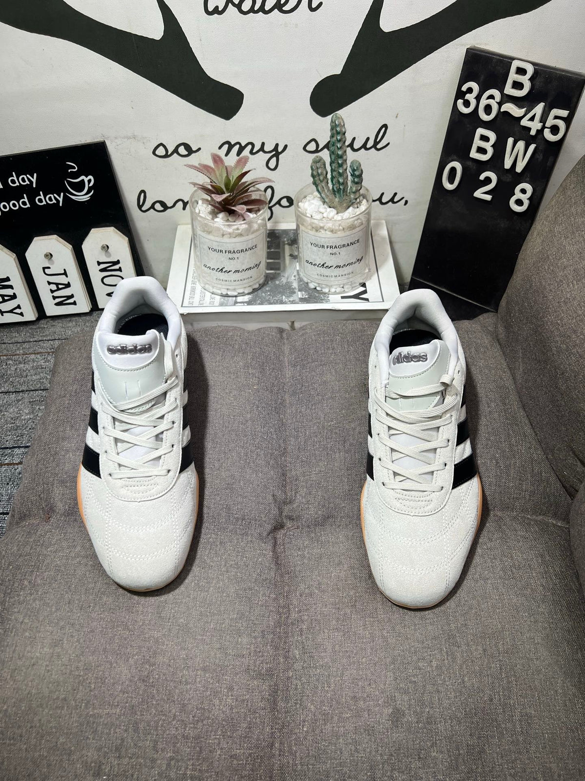 Adidas Adiracer Low White  BW028