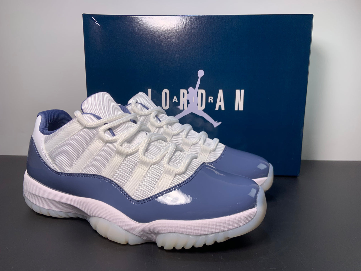 Air Jordan 11 Low “Diffused Blue” FV5104-104