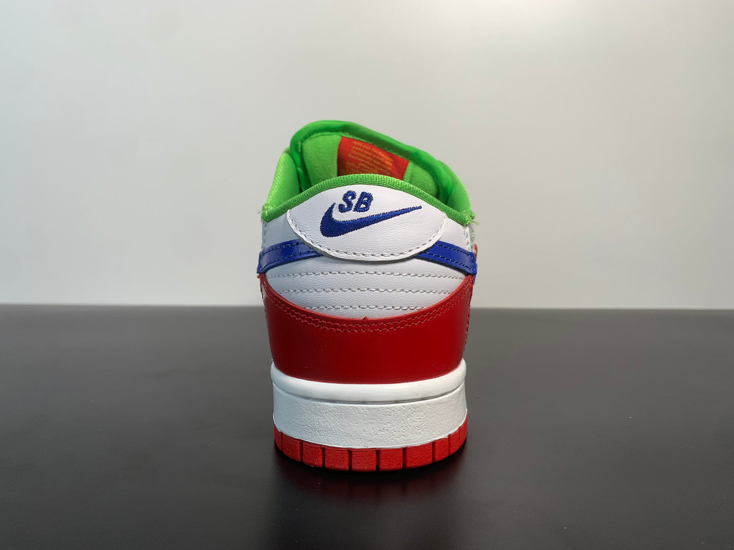 NIKE DUNK SB LOW X SANDY BODECKER 11 AIR FORCE MAX 1  FD8777-100