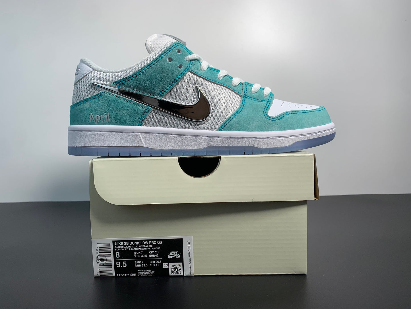 Nike Dunk SB Low x April Skateboards 'Turbo Green' FD2562-400