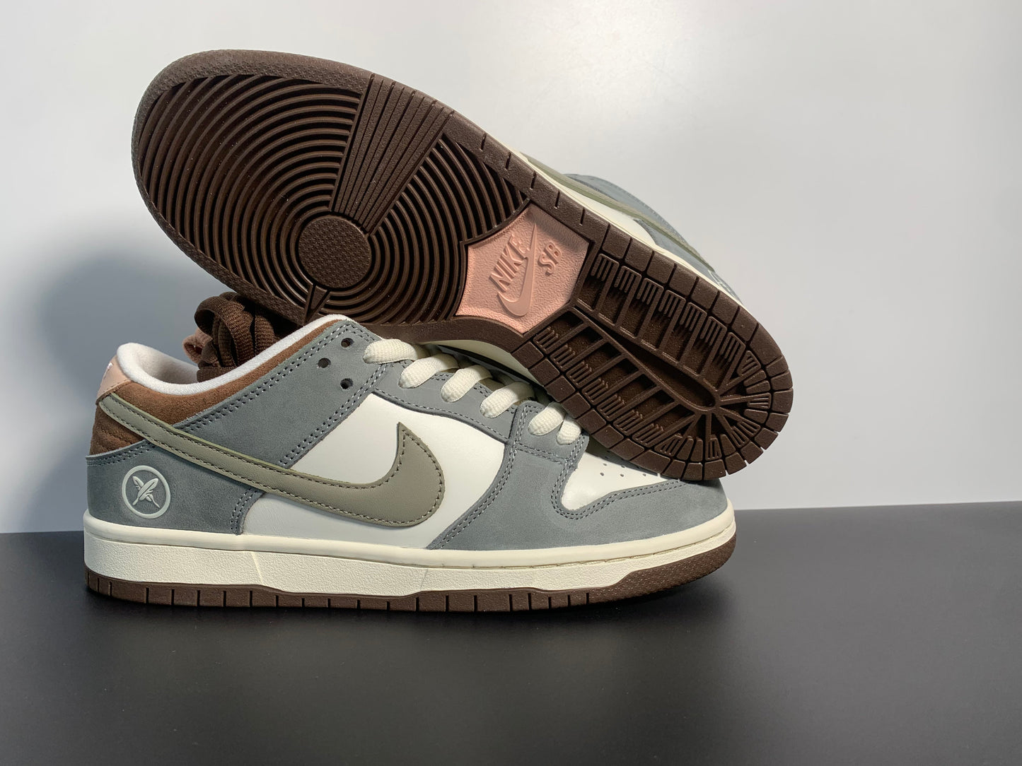 Yuto Horigome × Nike Dunk SB Low Grey White  FQ11480-001