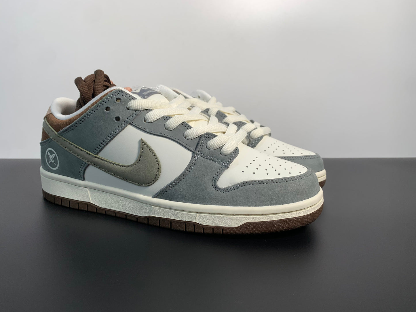 Yuto Horigome × Nike Dunk SB Low Grey White  FQ11480-001