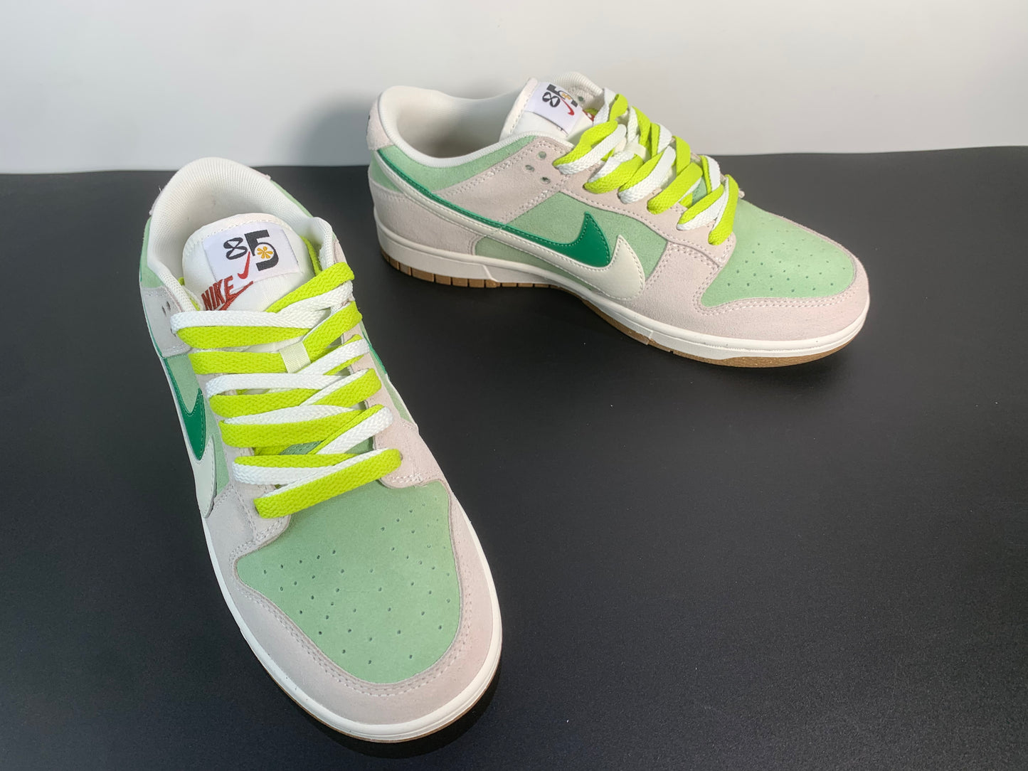 Nike SB Dunk Low SE 85 Double Swoosh Avocado Green CT9457-100