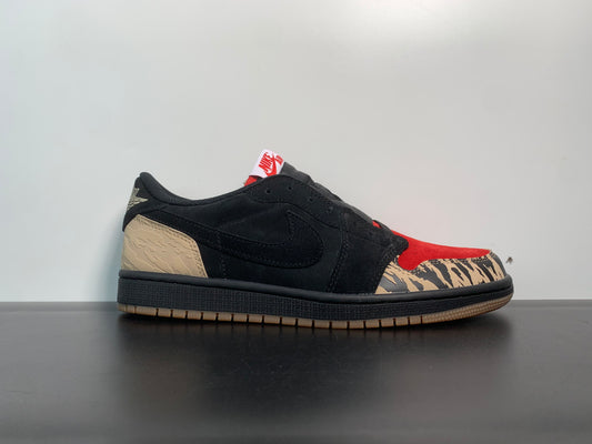 SoleFly x Air Jordan1 Low Carnivore DN3400-001