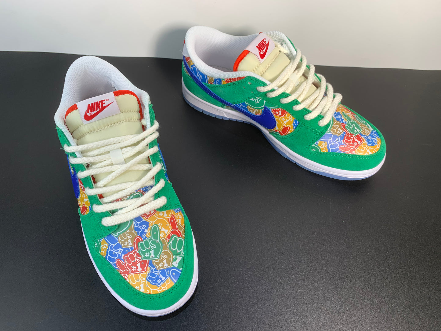 Nike Dunk Low “Foam Finger”DZ5184-300