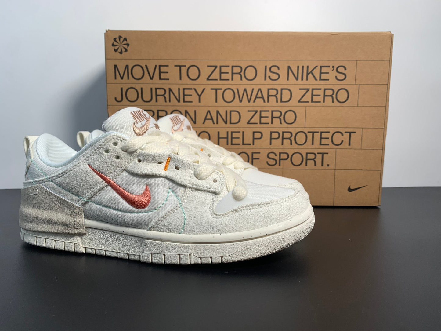 Wmns Dunk Low Disrupt 2 'Pale Ivory' DH4402-100