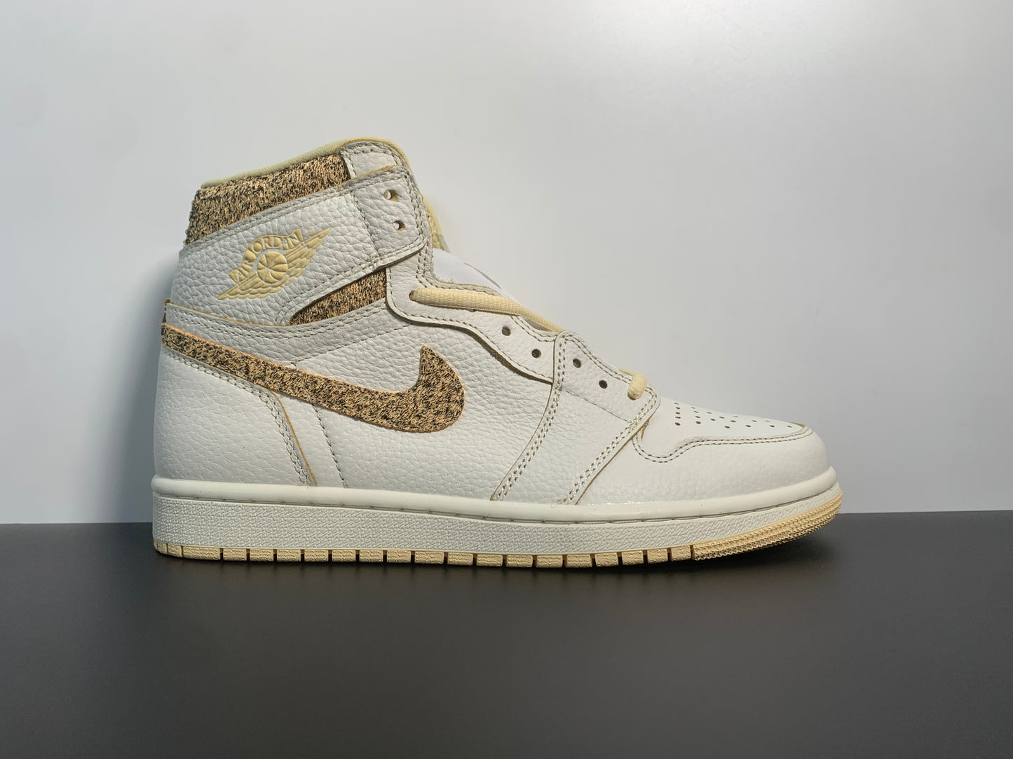 Air Jordan 1 Vibrations Of Naija FD8631-100