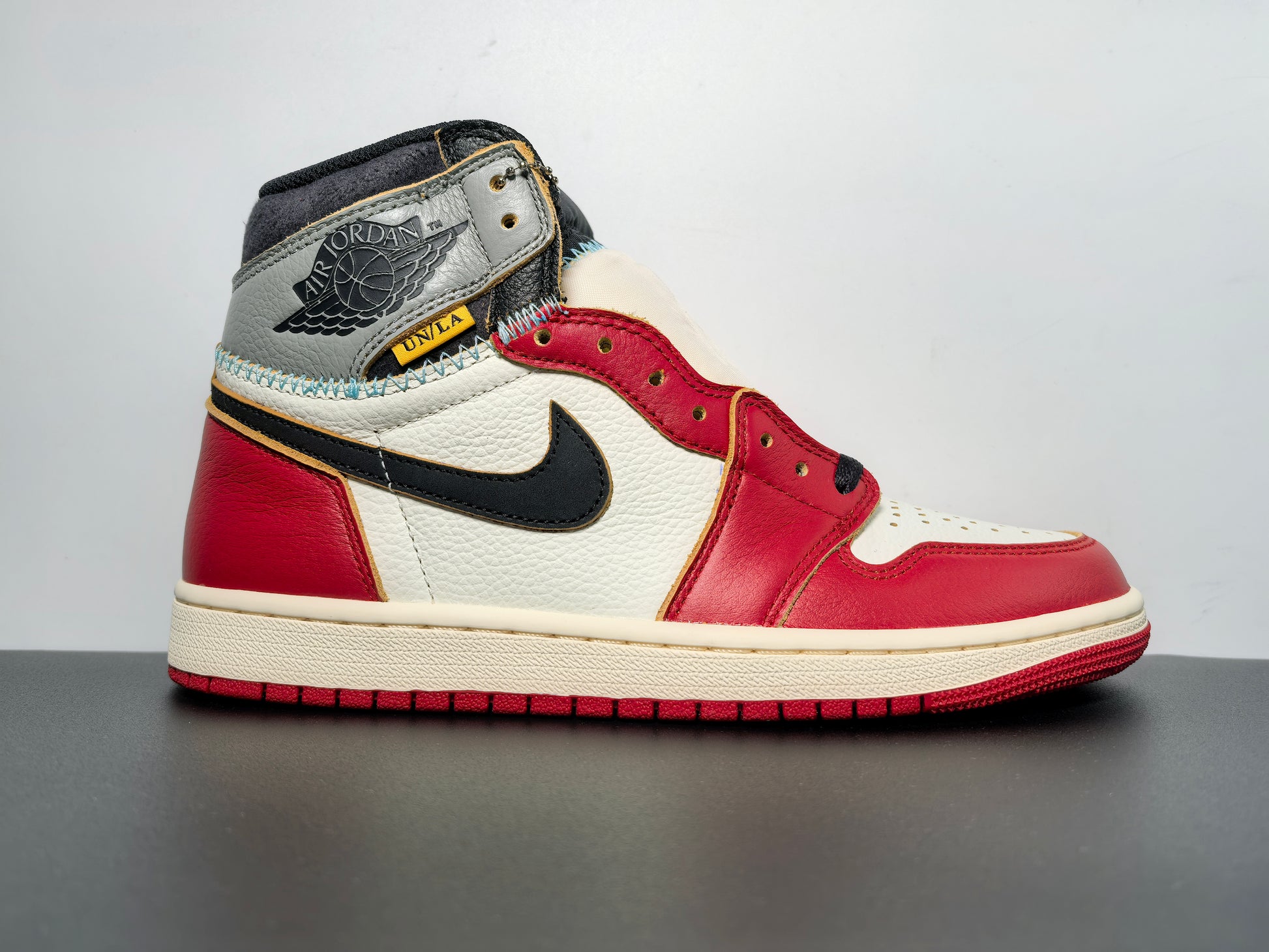 Union LA x Air Jordan 1 High OG “Chicago” UN