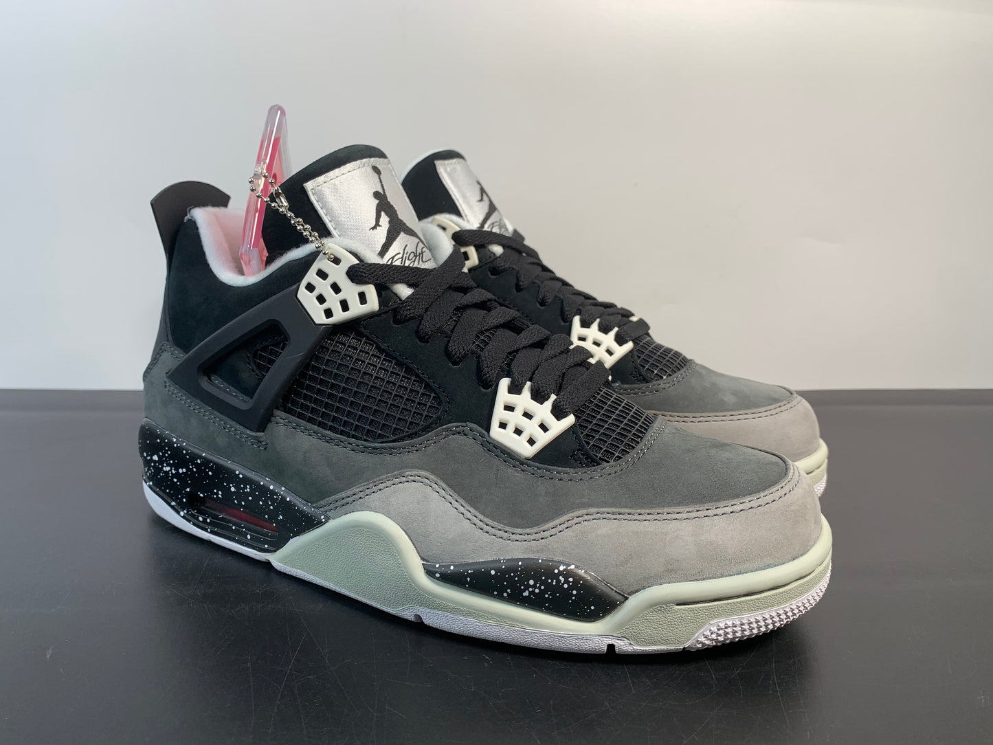 Air Jordan 4 “Fear” FQ8138-002