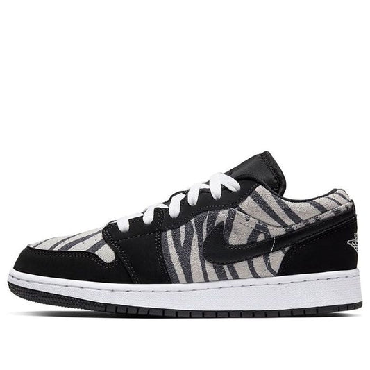 Air Jordan 1 Low GS Zebra 553560-057