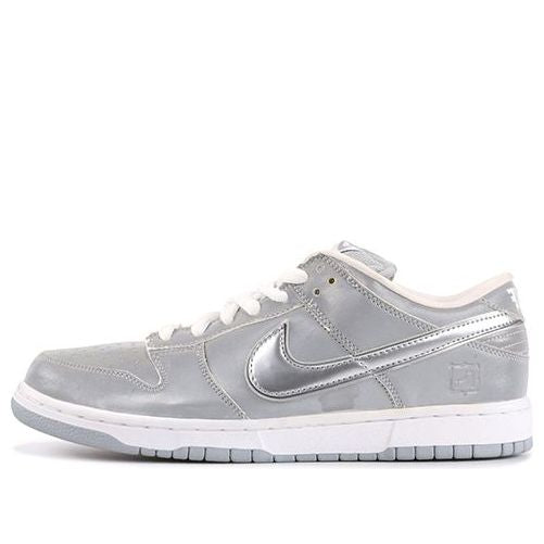 Nike Dunk Low Pro SB Skateboard 'Medicom 3' Silver/Chrome 304292-008