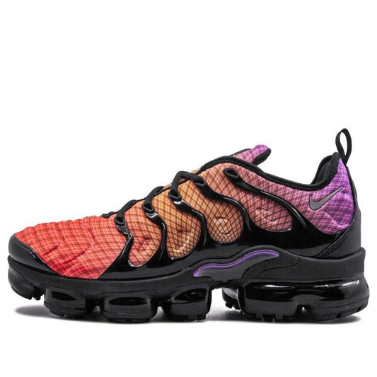 Nike Air VaporMax Plus 'Grid Sunset' Bright Crimson/Reflect Silver-Black 924453-604 KICKSOVER