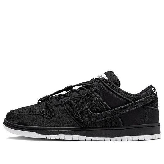 Nike Gnarhunters x SB Skateboard Dunk Low DH7756-010 sneakmarks