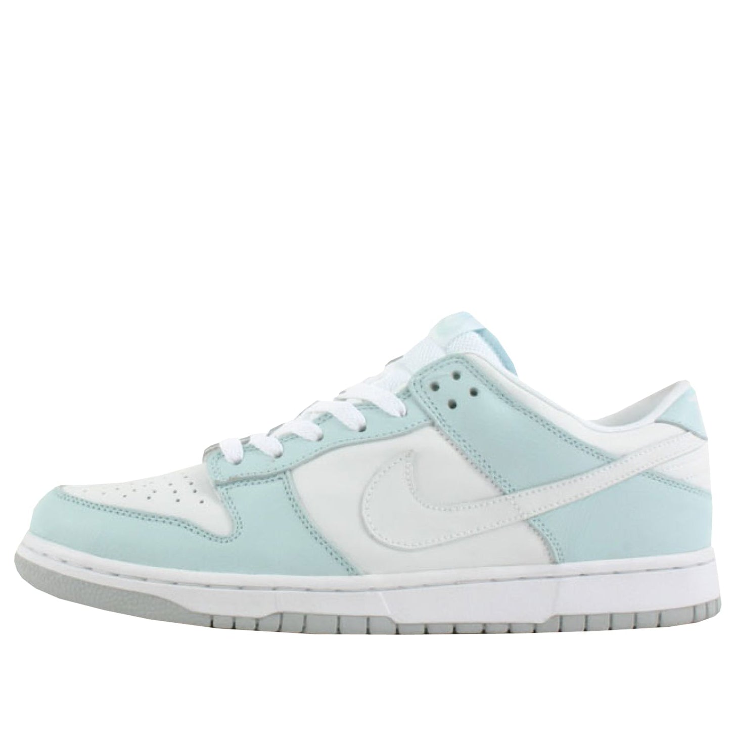 Nike Womens WMNS Dunk Low Pro White/White-Glacier Blue-Nt Gr 302517-112 sneakmarks