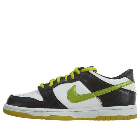 Nike Dunk Low \Glow in the Dark\ (GS) 306339-133 sneakmarks